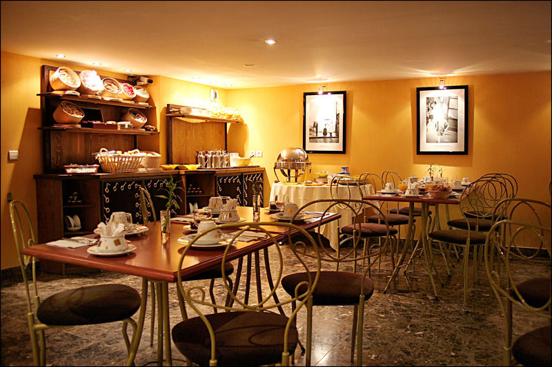 โรงแรมปาวิลยอง โอเปร่า กรองด์ บูลเลอวาร์ด ปารีส ร้านอาหาร รูปภาพ