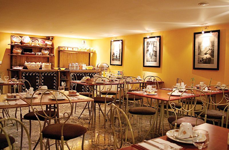โรงแรมปาวิลยอง โอเปร่า กรองด์ บูลเลอวาร์ด ปารีส ร้านอาหาร รูปภาพ